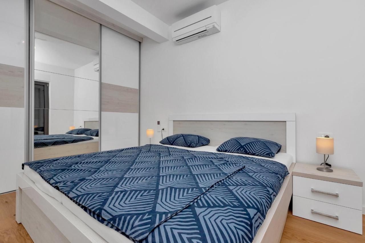 Luxury Apartment Sidro With Free Beach Parking Makarska Exterior foto