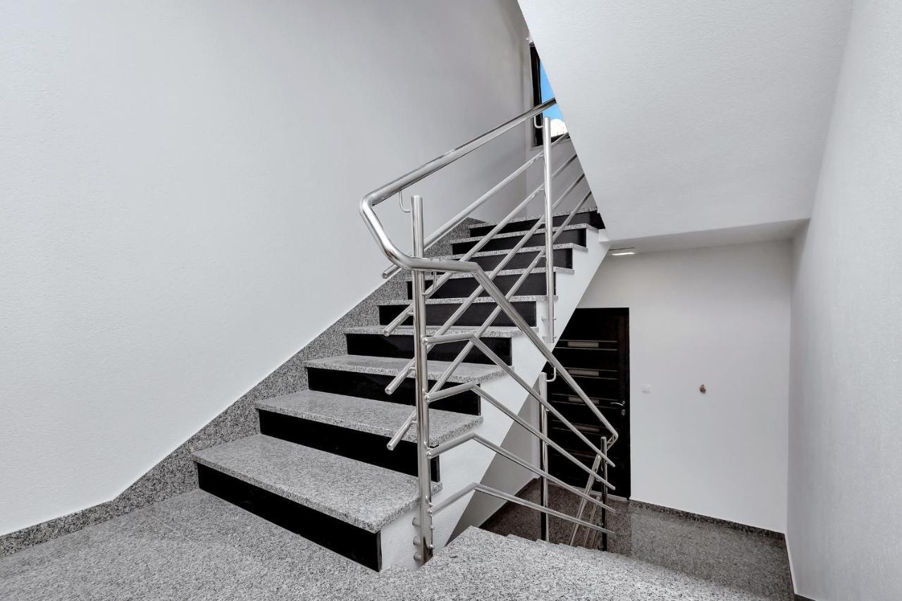 Luxury Apartment Sidro With Free Beach Parking Makarska Exterior foto